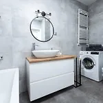 Karpia - 50m2, Parking, Balcony - By Rentujemy Apartman *