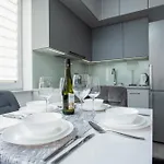 Karpia - 50m2, Parking, Balcony - By Rentujemy * Poznań