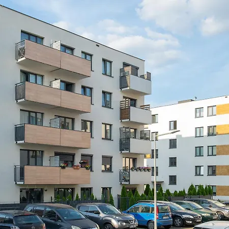 Karpia - 50m2, Parking, Balcony - By Rentujemy Apartman Poznań