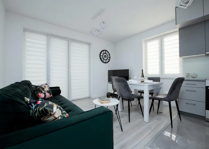 דירה Karpia - 50m2, Parking, Balcony - By Rentujemy *