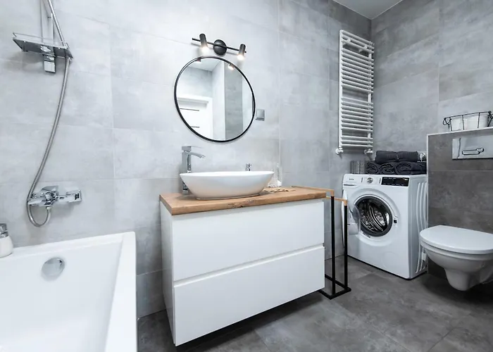 Karpia - 50m2, Parking, Balcony - By Rentujemy Lägenhet *