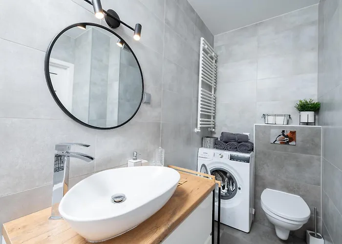 Karpia - 50m2, Parking, Balcony - By Rentujemy פוזנן